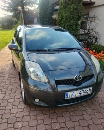 Toyota Yaris cena 17700 przebieg: 231522, rok produkcji 2011 z Oborniki Śląskie małe 137